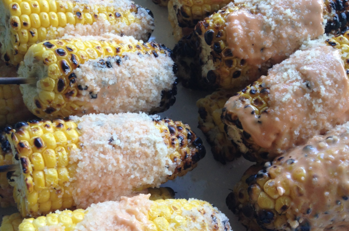 Grilled corn with crema
